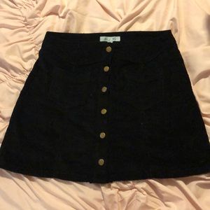 Black button skirt